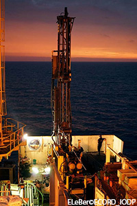 E364_Daily_Report_2016_05_23-ELeBerECORD_IODP.jpg